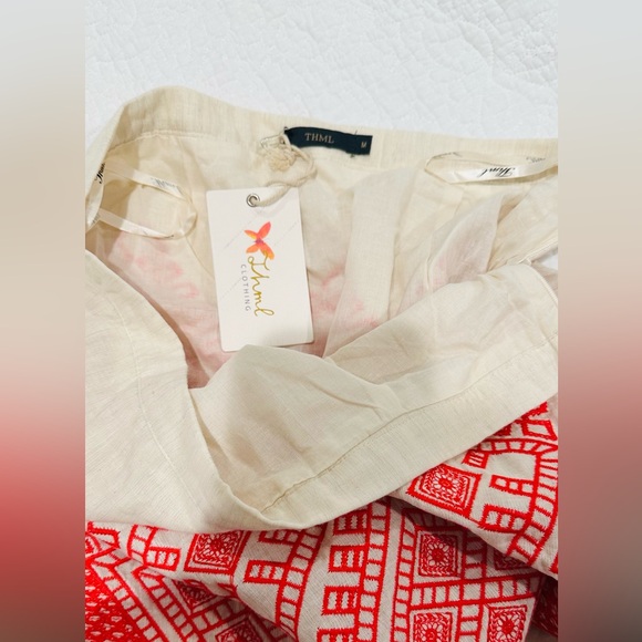 THML CREAM WITH RED EMBROIDERY SKIRT BOHO SIDE ZIP SIZE M NWT! - Picture 4 of 7